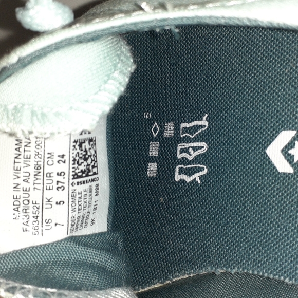 Converse sneakers - Picture 4 of 6